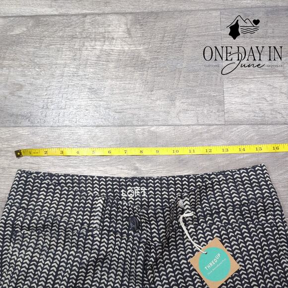 Loft Original Crop Pants Size 4 - Picture 3 of 6